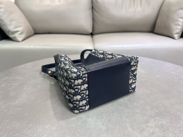 Dior Signature Bucket - Image 5