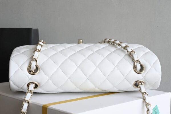 Chanel CF Medium - Image 9
