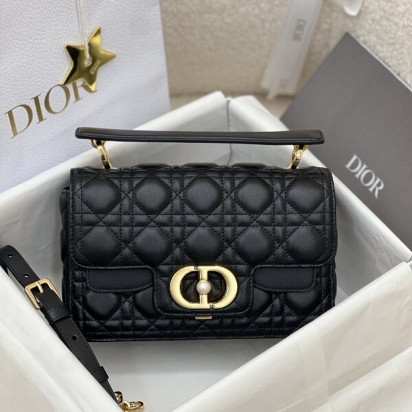 Dior Jolie