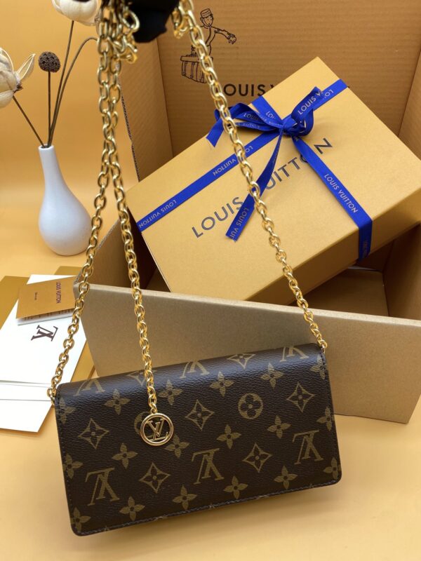 LV Wallet On Chain Lily - Image 2