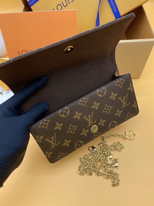 LV Wallet On Chain Lily - Image 4