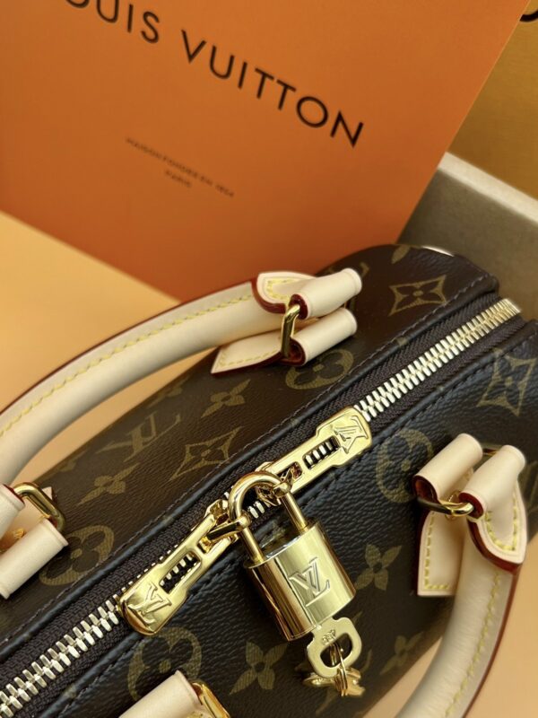 LV Speedy Bandoulière 20 - Image 5