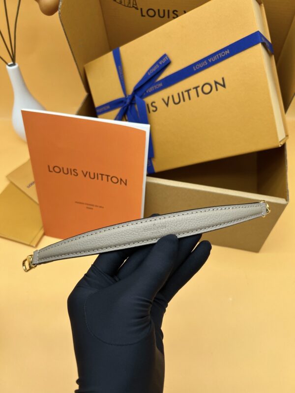 LV Nano Diane - Image 7